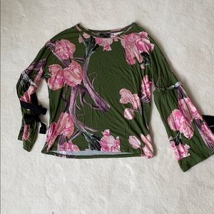 Topshop Floral print wide arm tie sleeve top NWOT